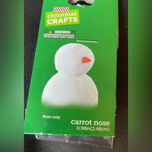 🎄❤️🎄
NEW Christmas Arts & Crafts Build A Snowman Kit NWT - Picture 2 of 4